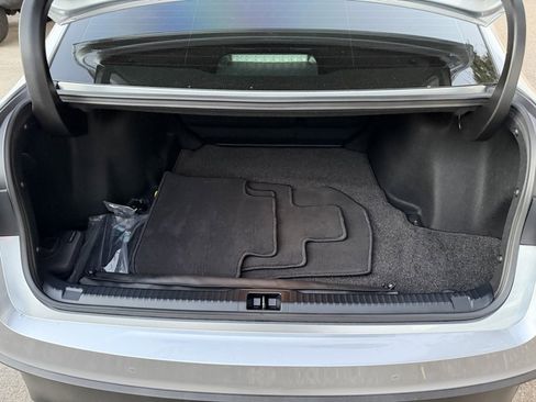 Used 2025 Lexus IS 300 w/ Premium Package image 36