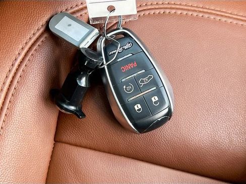 Used 2021 Alfa Romeo Giulia Sprint w/ Sun & Sound Package image 33