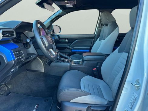 Used 2024 Toyota Tacoma TRD Off-Road image 14