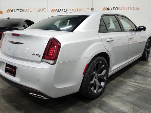 Used 2023 Chrysler 300 S image 18