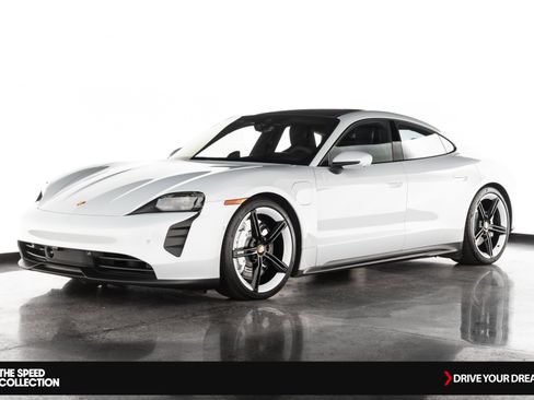 Used 2023 Porsche Taycan GTS image 4