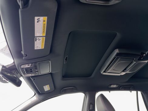 Certified 2022 Honda Pilot Black Edition image 15