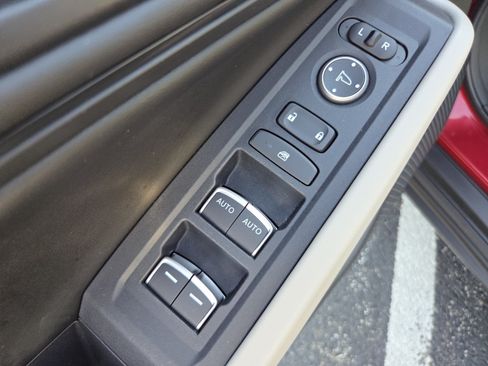 Certified 2024 Honda Accord EX image 28