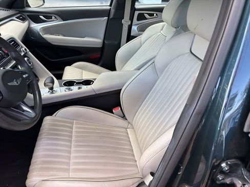 Used 2023 Genesis G70 2.0T w/ Sport Prestige Package image 5
