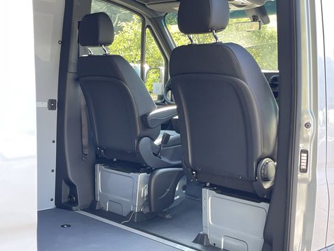 New 2025 Mercedes-Benz Sprinter 2500 image 8