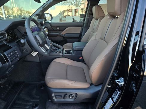 New 2026 Toyota 4Runner Limited image 10