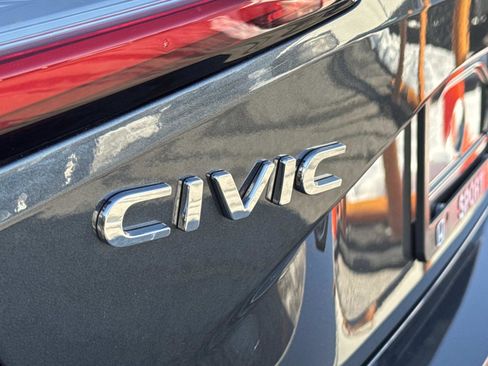 Used 2025 Honda Civic Sport image 29