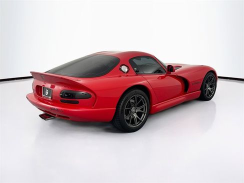 Used 1997 Dodge Viper GTS image 5