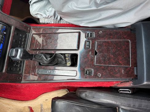 Used 1988 Chevrolet Corvette Convertible RWD image 8