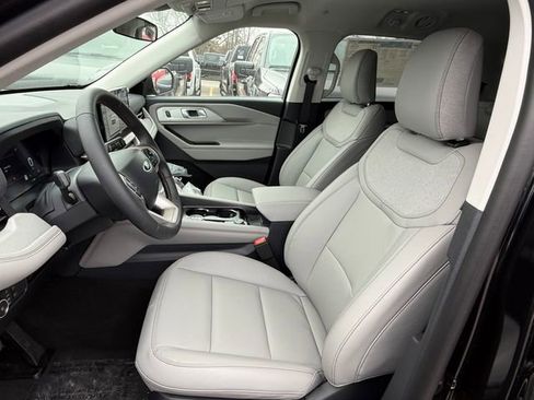 New 2026 Ford Explorer Active w/ Active Comfort Package image 12