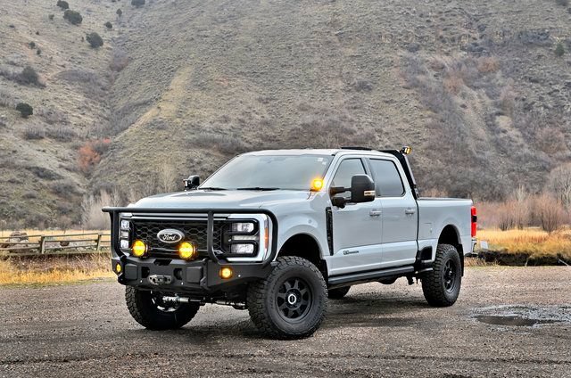 New 2026 Ford F350 Lariat w/ Black Appearance Package AWD/4WD image 1