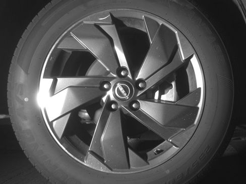 Used 2025 Nissan Rogue SV FWD image 13