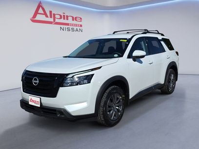 New 2025 Nissan Pathfinder SV w/ Black Appearance Package