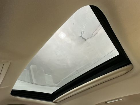 Used 2018 Lexus IS 300 AWD w/ Comfort Package image 26