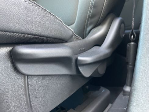 Used 2025 Buick Encore GX Preferred image 23