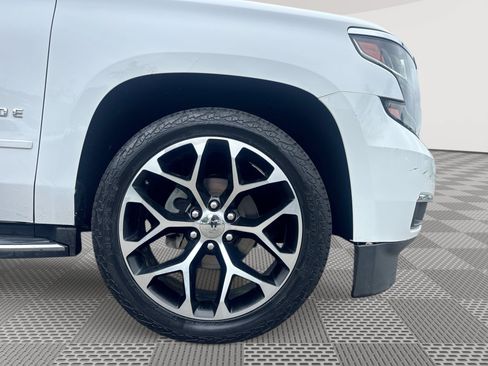 Used 2019 Chevrolet Tahoe Premier AWD/4WD image 30