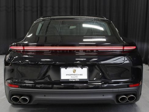 Certified 2025 Porsche Panamera 4 image 6