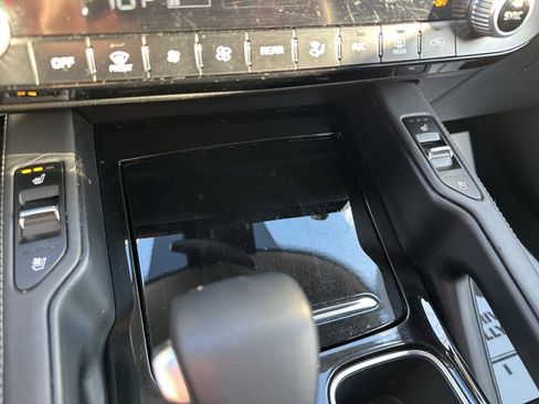 Used 2022 Kia Telluride EX w/ EX Premium Package image 15