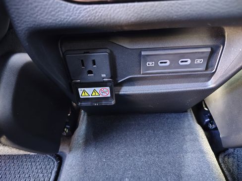 New 2026 Jeep Grand Cherokee Summit AWD/4WD image 29