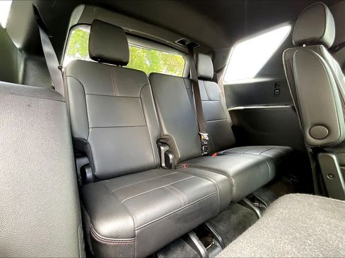 Certified 2023 Chevrolet Traverse RS FWD image 27