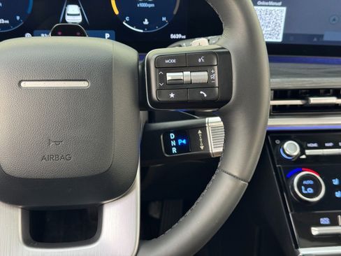 Used 2024 Hyundai Santa Fe Limited image 22