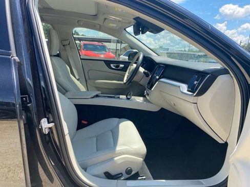 Used 2024 Volvo S60 B5 Core AWD/4WD image 12