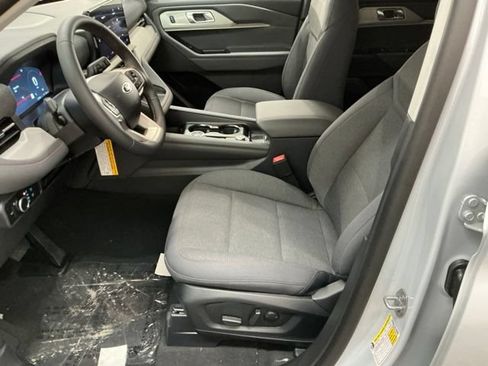 New 2026 Ford Explorer Active AWD/4WD image 14