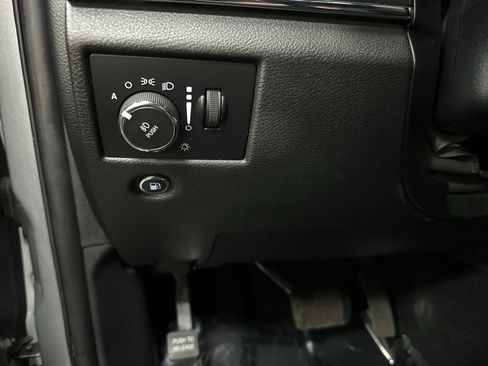 Used 2019 Jeep Grand Cherokee Trailhawk image 37