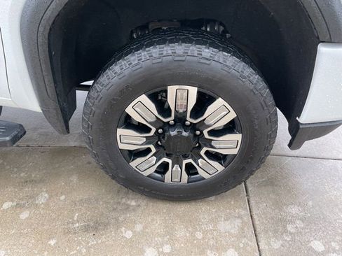 Used 2021 GMC Sierra 2500 Denali w/ Denali Ultimate Package image 27