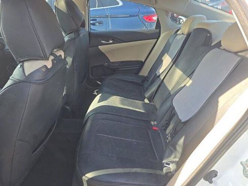Used 2018 Honda Civic EX image 17