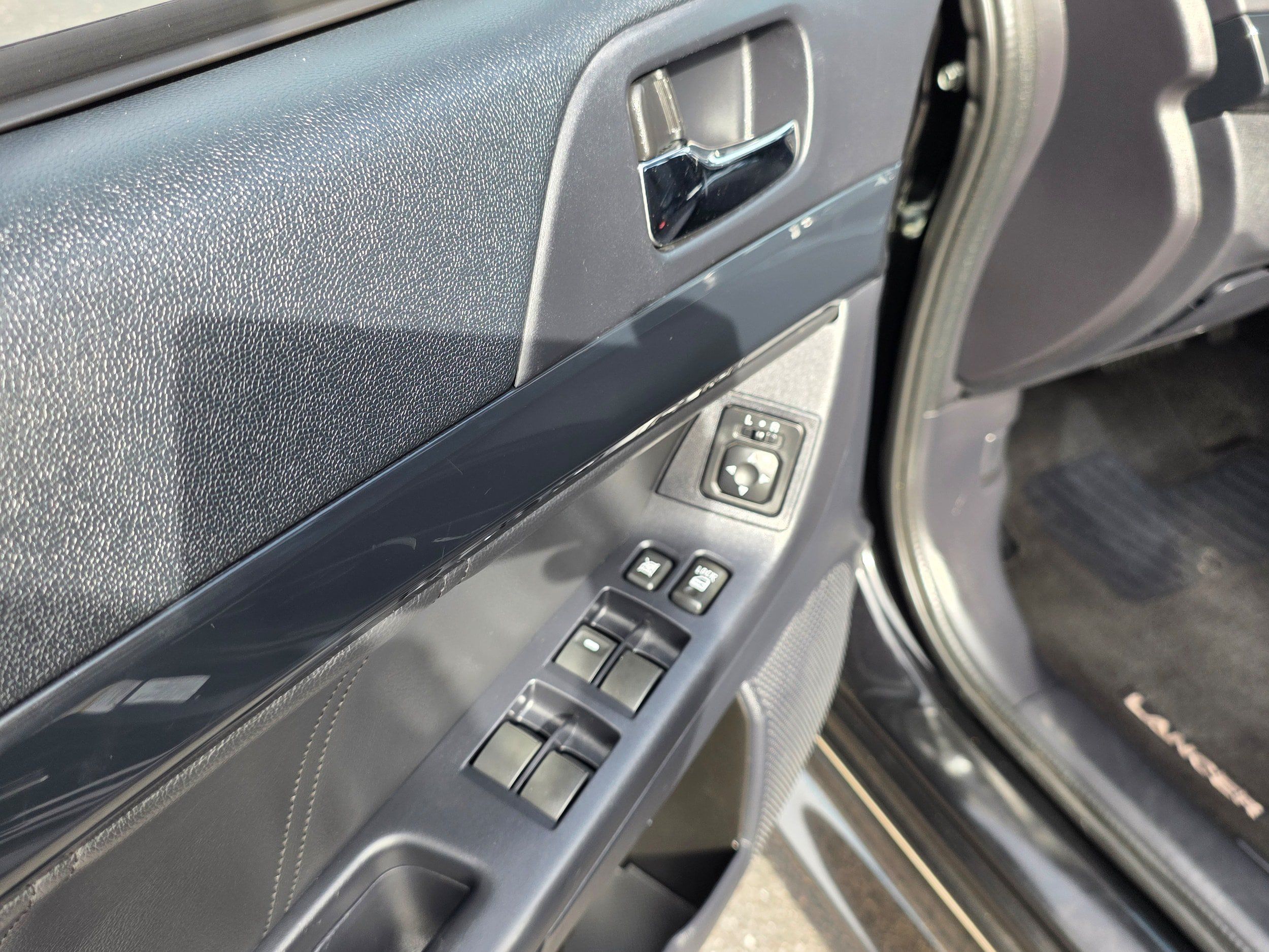 Used 2015 Mitsubishi Lancer GT FWD image 13