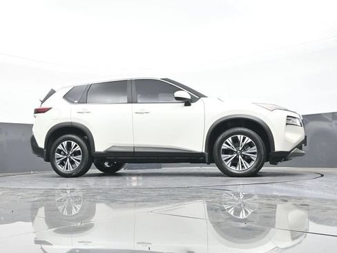 Used 2023 Nissan Rogue SV FWD image 53