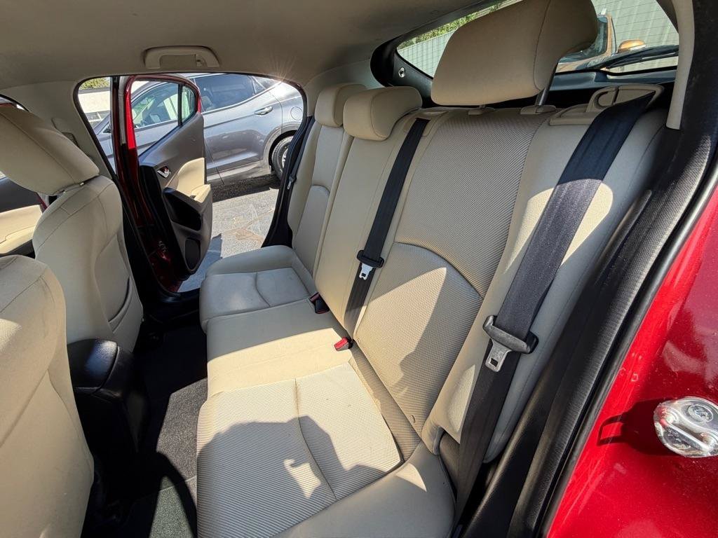 Used 2018 MAZDA MAZDA3 Sport FWD image 16