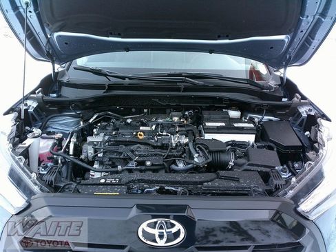 Certified 2026 Toyota Corolla Cross XLE image 7