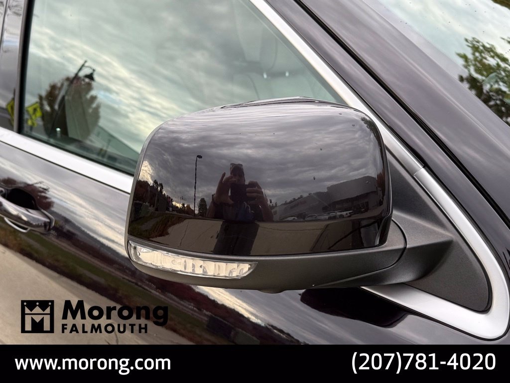 Used 2019 Jeep Grand Cherokee Summit AWD/4WD image 9