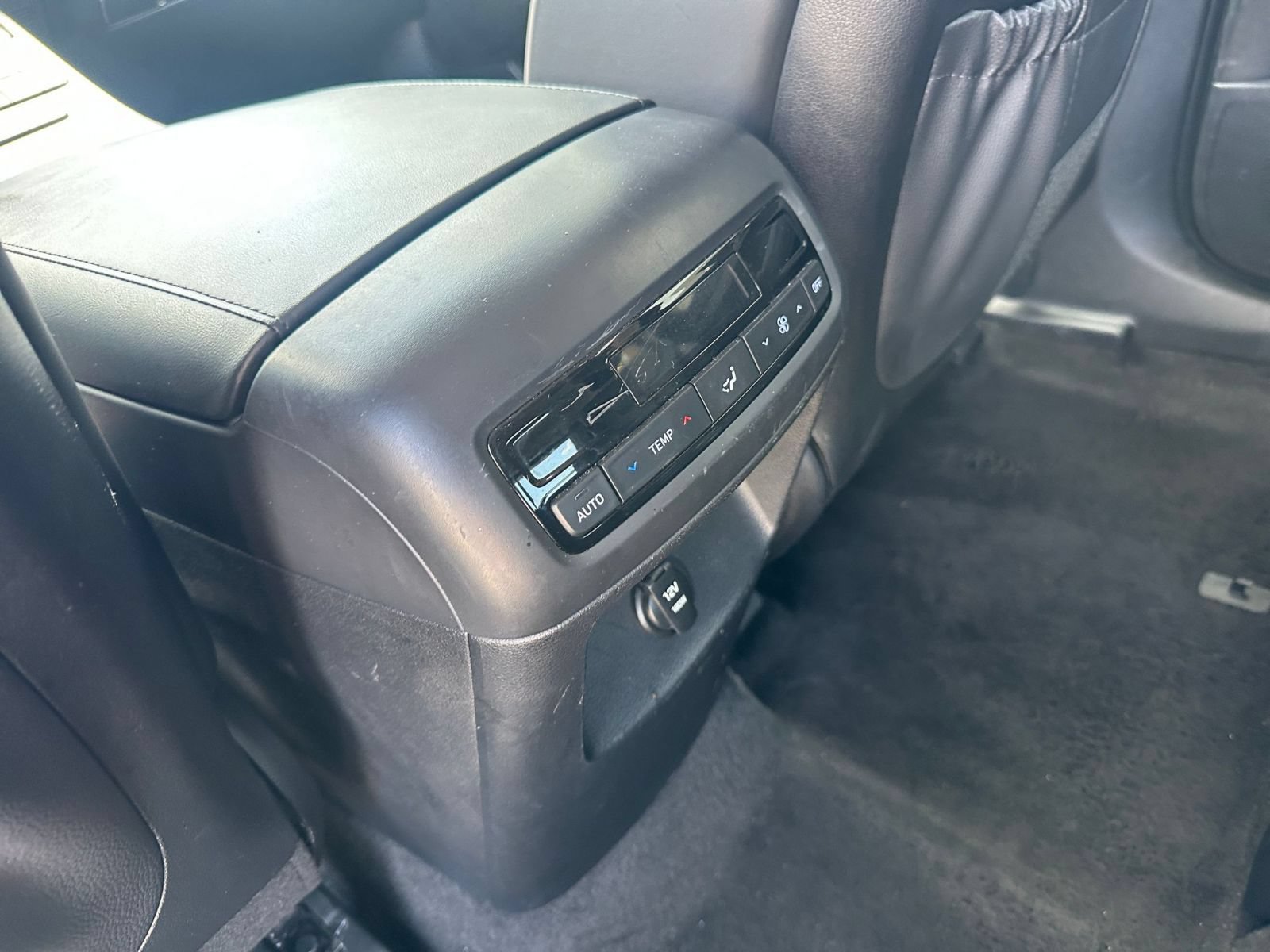 Used 2025 Hyundai Palisade SEL FWD image 24