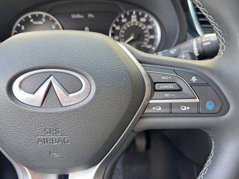Used 2022 INFINITI QX50 Luxe FWD image 21