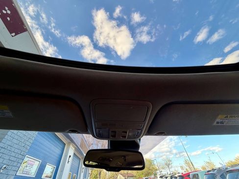 Used 2017 Honda Odyssey EX-L image 98