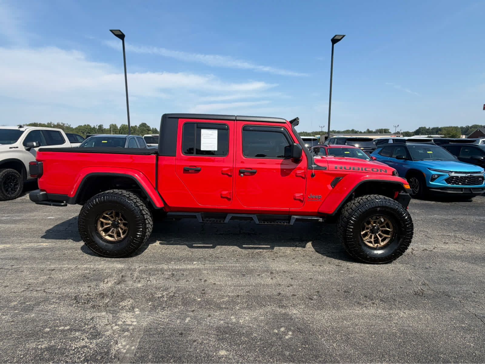 Used 2020 Jeep Gladiator Rubicon w/ LED Lighting Group AWD/4WD image 9
