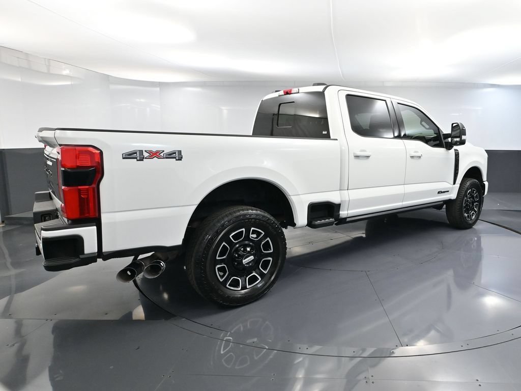 Used 2025 Ford F250 Platinum AWD/4WD image 4