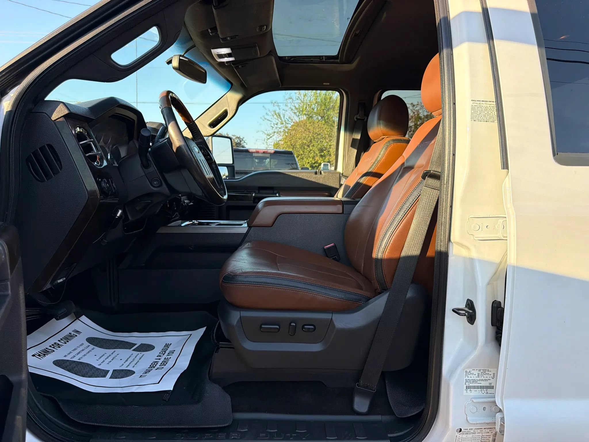 Used 2015 Ford F350 Platinum AWD/4WD image 15