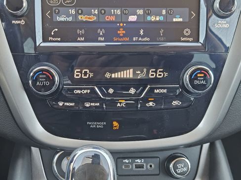 Used 2024 Nissan Murano SV w/ SV Midnight Edition Package FWD image 18