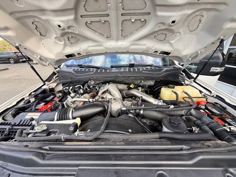 Used 2022 Ford F250 Platinum image 44