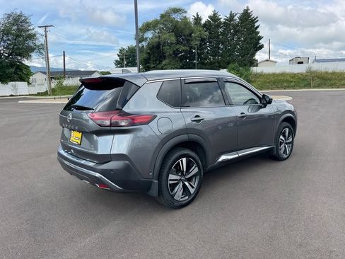 Used 2023 Nissan Rogue SL w/ SL Premium Package FWD image 4