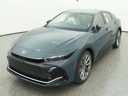 New 2026 Toyota Crown Limited image 12