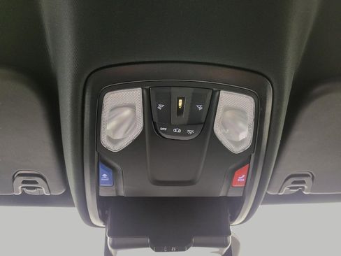 Used 2025 RAM 1500 Big Horn AWD/4WD image 18