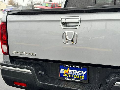 Used 2018 Honda Ridgeline Sport image 13