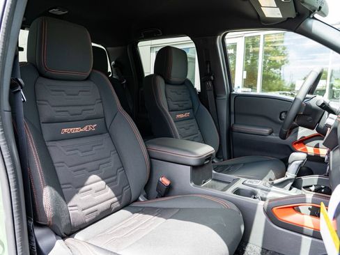 New 2026 Nissan Frontier PRO-4X w/ Tow Package AWD/4WD image 28