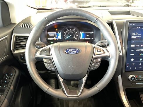 Certified 2024 Ford Edge SEL w/ Convenience Package image 17