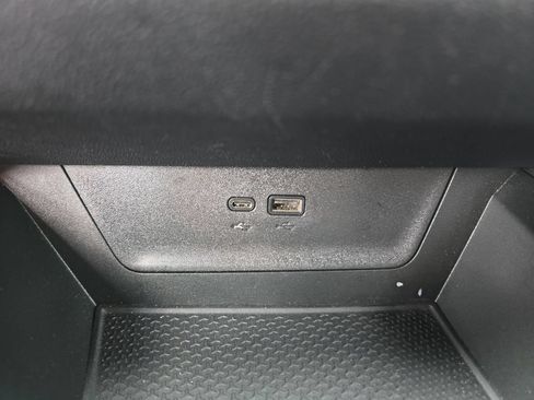 Used 2025 Chevrolet Equinox LT FWD image 21